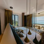 Bloomhill Escape Villa *