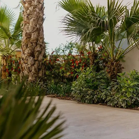 Bloomhill Escape Villa Traù