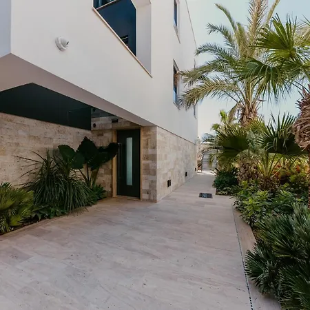 Bloomhill Escape Villa