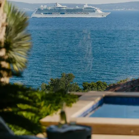 Bloomhill Escape Trogir